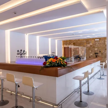 فندق Mediterranean 5*